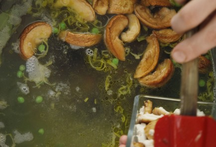 Фото шага рецепта Суп с угрем семьи Грейджой 69012 шаг 6  