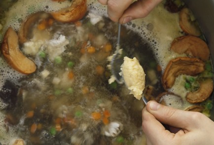 Фото шага рецепта Суп с угрем семьи Грейджой 69012 шаг 7  