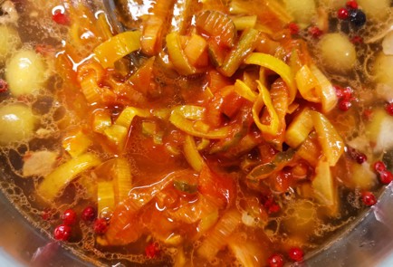 Фото шага рецепта Суп  солянка с курицей 175543 шаг 21  