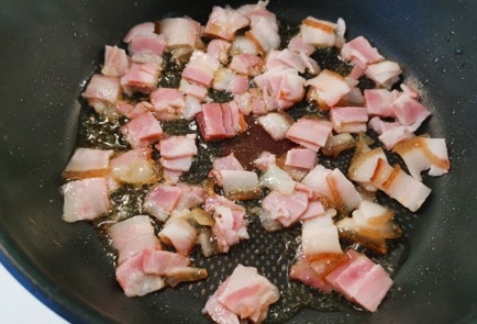 Фото шага рецепта Суп  солянка с курицей 175543 шаг 5  