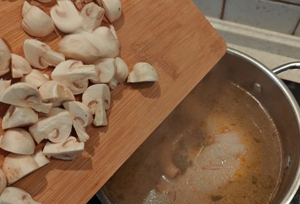 Фото шага рецепта Суп томям 187534 шаг 7