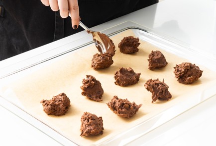 Фото шага рецепта Супершоколадное печенье 151900 шаг 9  