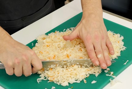 Фото шага рецепта Суточные щи 126158 шаг 1