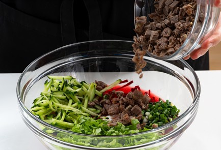 Фото шага рецепта Свекольник с мясом 173644 шаг 11  