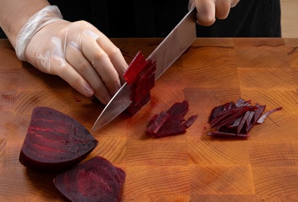 Фото шага рецепта Свекольник с мясом 173644 шаг 6  