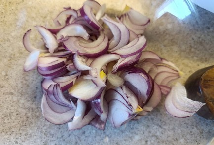 Фото шага рецепта Свекольный салат 191010 шаг 7  