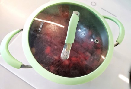 Фото шага рецепта Свекольный суппюре с имбирем 140168 шаг 16