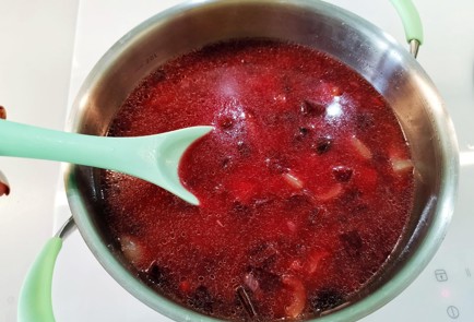 Фото шага рецепта Свекольный суппюре с имбирем 140168 шаг 19