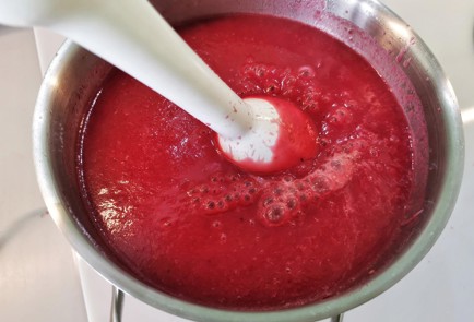 Фото шага рецепта Свекольный суппюре с имбирем 140168 шаг 20