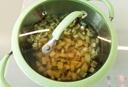 Фото шага рецепта Свекольный суппюре с имбирем 140168 шаг 6