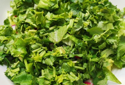 Фото шага рецепта Свежий салат 189885 шаг 7  