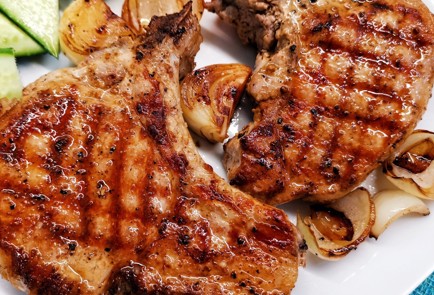 Фото шага рецепта Свиная корейка обжаренная с луком 153023 шаг 13  