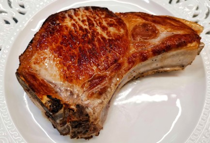 Фото шага рецепта Свиная корейка на кости 188993 шаг 11  