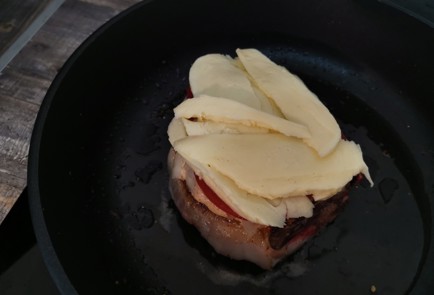 Фото шага рецепта Свиная корейка пофранцузски 186386 шаг 14  