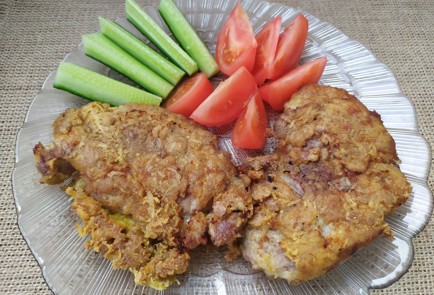 Фото шага рецепта Свиная отбивная в сырной панировке 188860 шаг 10  