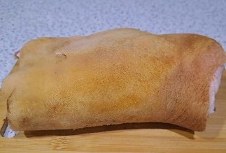 Фото шага рецепта Свиная рулька запеченная в духовке 189210 шаг 9  