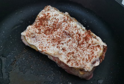 Фото шага рецепта Свиная вырезка пофранцузски 186393 шаг 9