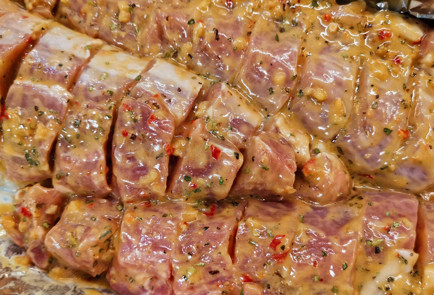 Фото шага рецепта Свиная вырезка запеченная с помидорами и сыром 151960 шаг 8  