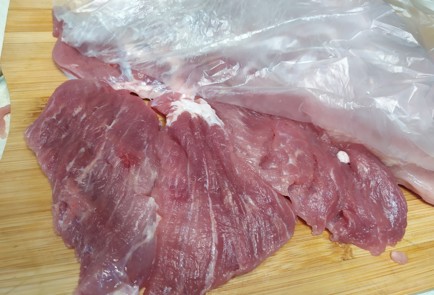 Фото шага рецепта Свинина пофранцузски 190895 шаг 2  