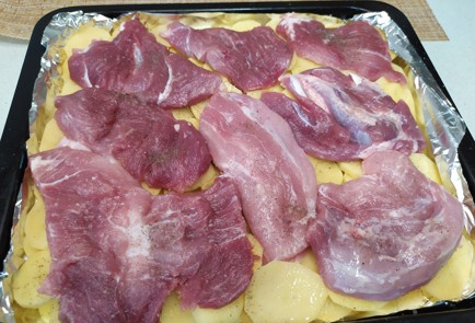 Фото шага рецепта Свинина пофранцузски 190895 шаг 7  