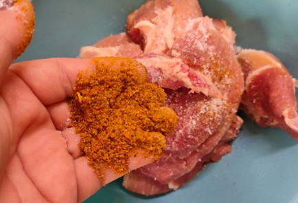 Фото шага рецепта Свинина с капустой морковью и помидорами в духовке 186409 шаг 14  