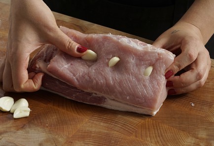 Фото шага рецепта Свинина с карамелизованной морковью 152728 шаг 2  