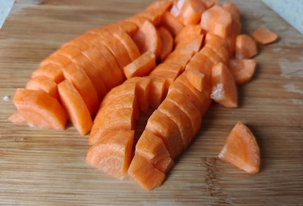 Фото шага рецепта Свинина с картофелем и кинзой 186705 шаг 3  