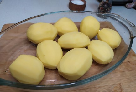 Фото шага рецепта Свинина с картошкой в фольге 190901 шаг 1