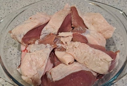 Фото шага рецепта Свинина с луком в духовке 190096 шаг 3  