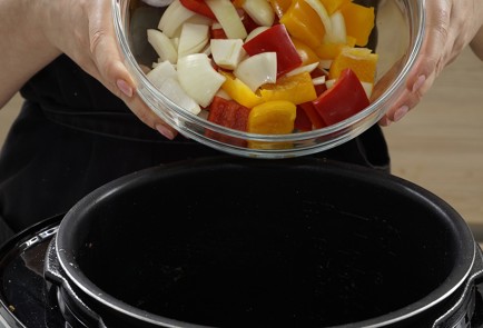 Фото шага рецепта Свинина в азиатском стиле в мультиварке 173381 шаг 8  