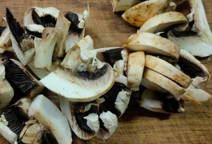 Фото шага рецепта Свинина в духовке с грибной подливкой 191367 шаг 12