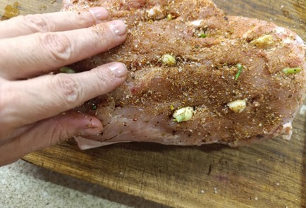 Фото шага рецепта Свиной карбонад в духовке 191000 шаг 8  