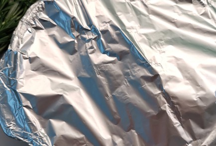 Фото шага рецепта Свиной стейк запеченный в маринаде из хрена 153099 шаг 9  