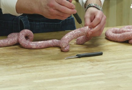 Фото шага рецепта Свиные колбаски с фенхелем 176324 шаг 11  