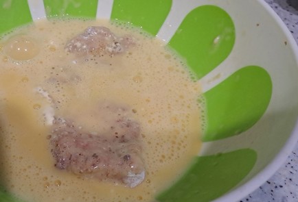 Фото шага рецепта Отбивная из свинины на сковороде 190201 шаг 10  