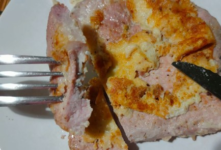 Фото шага рецепта Свиные отбивные в яйце 191292 шаг 15