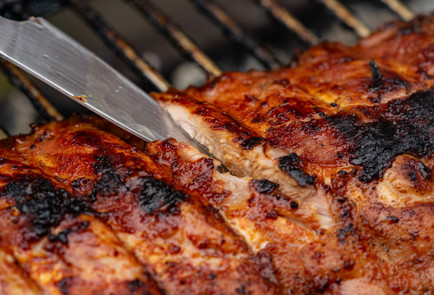 Фото шага рецепта Свиные ребра на мангале 189291 шаг 9  