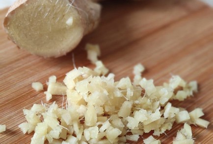 Фото шага рецепта Свиные ребрышки с имбирем 173467 шаг 4  