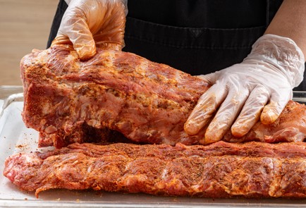 Фото шага рецепта Свиные ребрышки в фольге в духовке 187980 шаг 3  