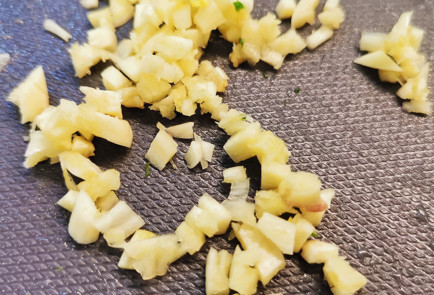 Фото шага рецепта Свиные щечки с брюссельской капустой 151514 шаг 14  