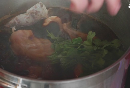 Фото шага рецепта Свиные уши покитайски 175151 шаг 7  