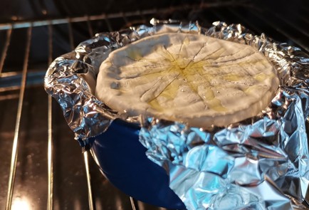 Фото шага рецепта Сыр бри с ягодным кремом 174434 шаг 3  