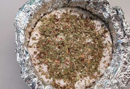 Фото шага рецепта Сыр бри запеченный с вишней 175189 шаг 4  