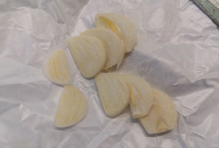 Фото шага рецепта Сыр бри запеченный в духовке 175950 шаг 3  