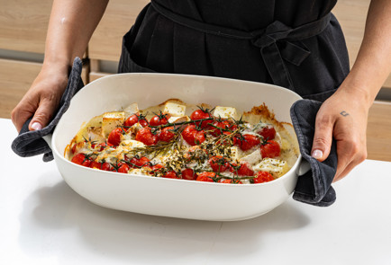 Фото шага рецепта Сыр с помидорами в духовке 190149 шаг 8