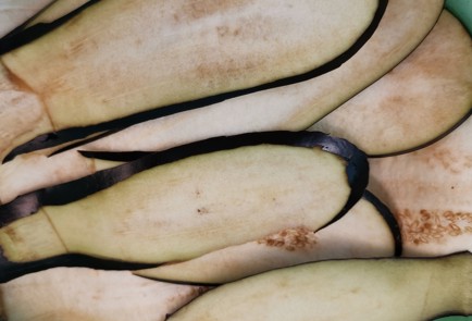 Фото шага рецепта Сырная лазанья из баклажанов 152604 шаг 2  