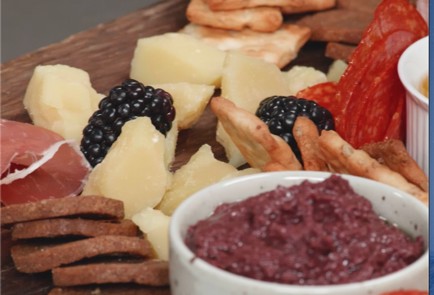 Фото шага рецепта Сырная тарелка 173601 шаг 10  