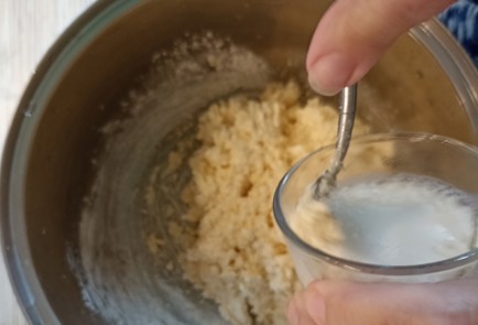 Фото шага рецепта Сырники как у бабушки 190931 шаг 7  