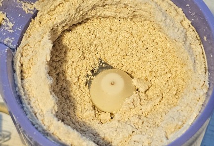 Фото шага рецепта ППсырники с геркулесом без муки 191236 шаг 3  