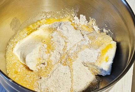 Фото шага рецепта ППсырники с геркулесом без муки 191236 шаг 6  